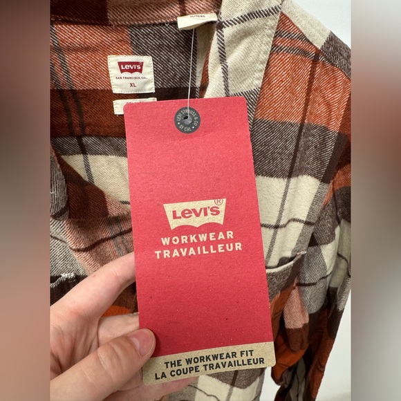Men’s Levi’s Workwear Relaxed Fit Plaid Flannel Button Up NWT - Picture 4 of 5